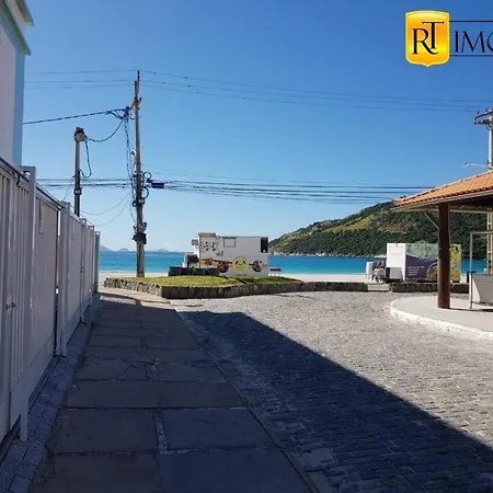 Apartamento com vista para a praia-2
